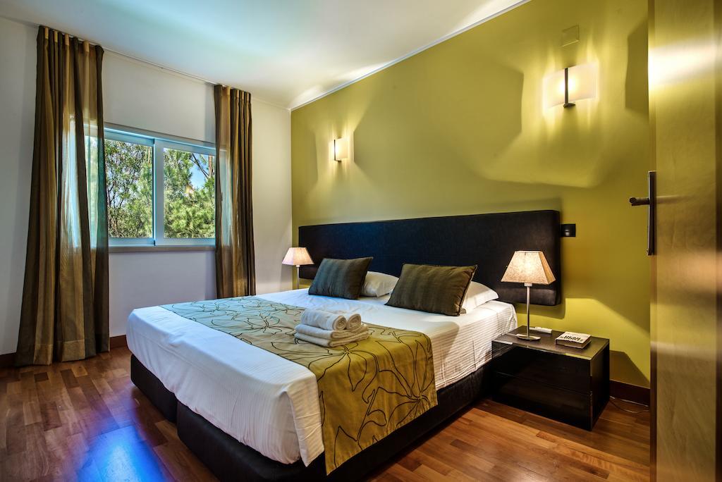 Aparthotel Foz Da Ria Odiáxere Habitación foto